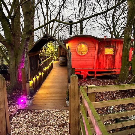 Burtree Country House, Tipi'S, Treehouse & Lodge & House Rooms With Hot Tubs In A Private Garden Thirsk Exteriér fotografie