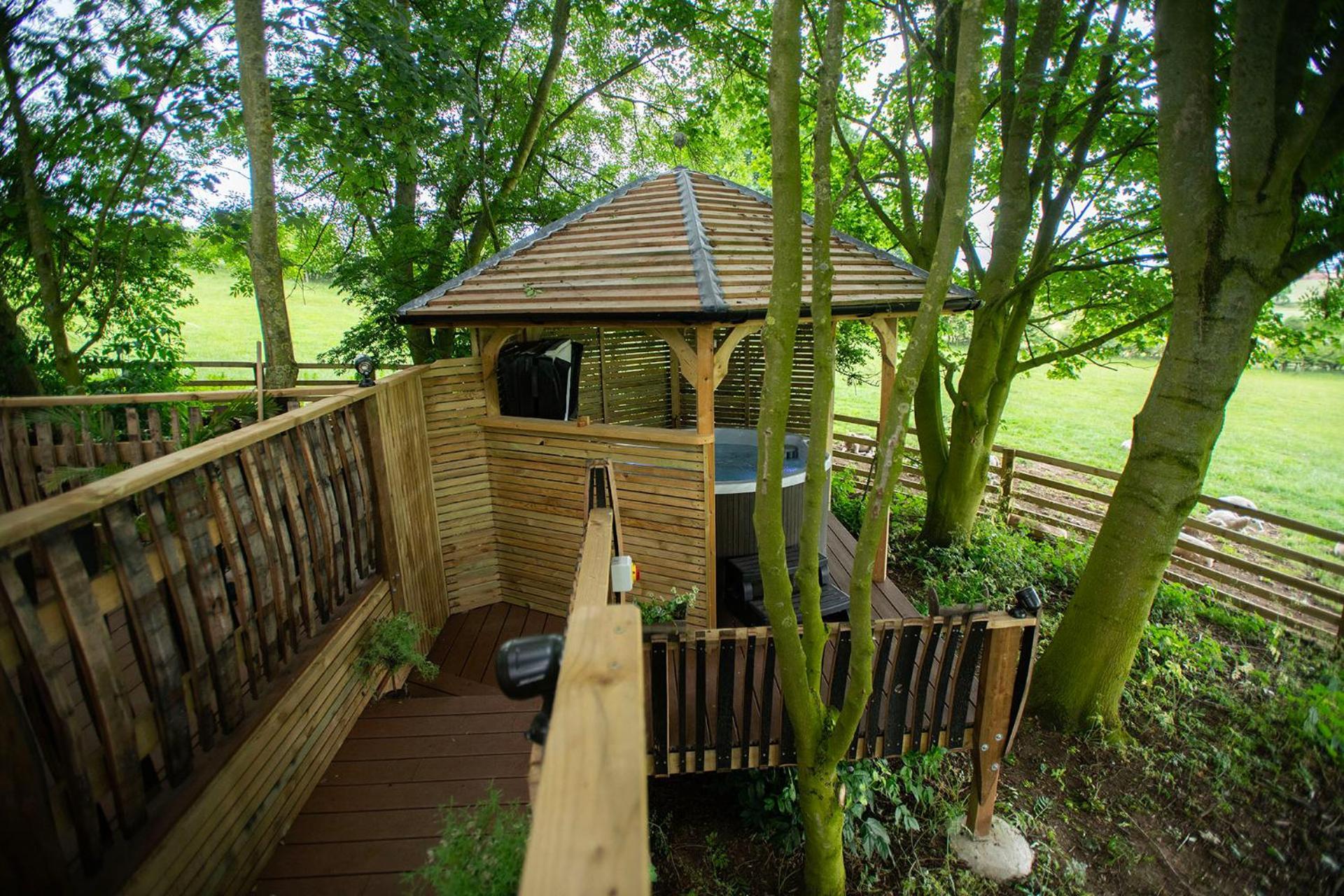 Burtree Country House, Tipi'S, Treehouse & Lodge & House Rooms With Hot Tubs In A Private Garden Thirsk Exteriér fotografie