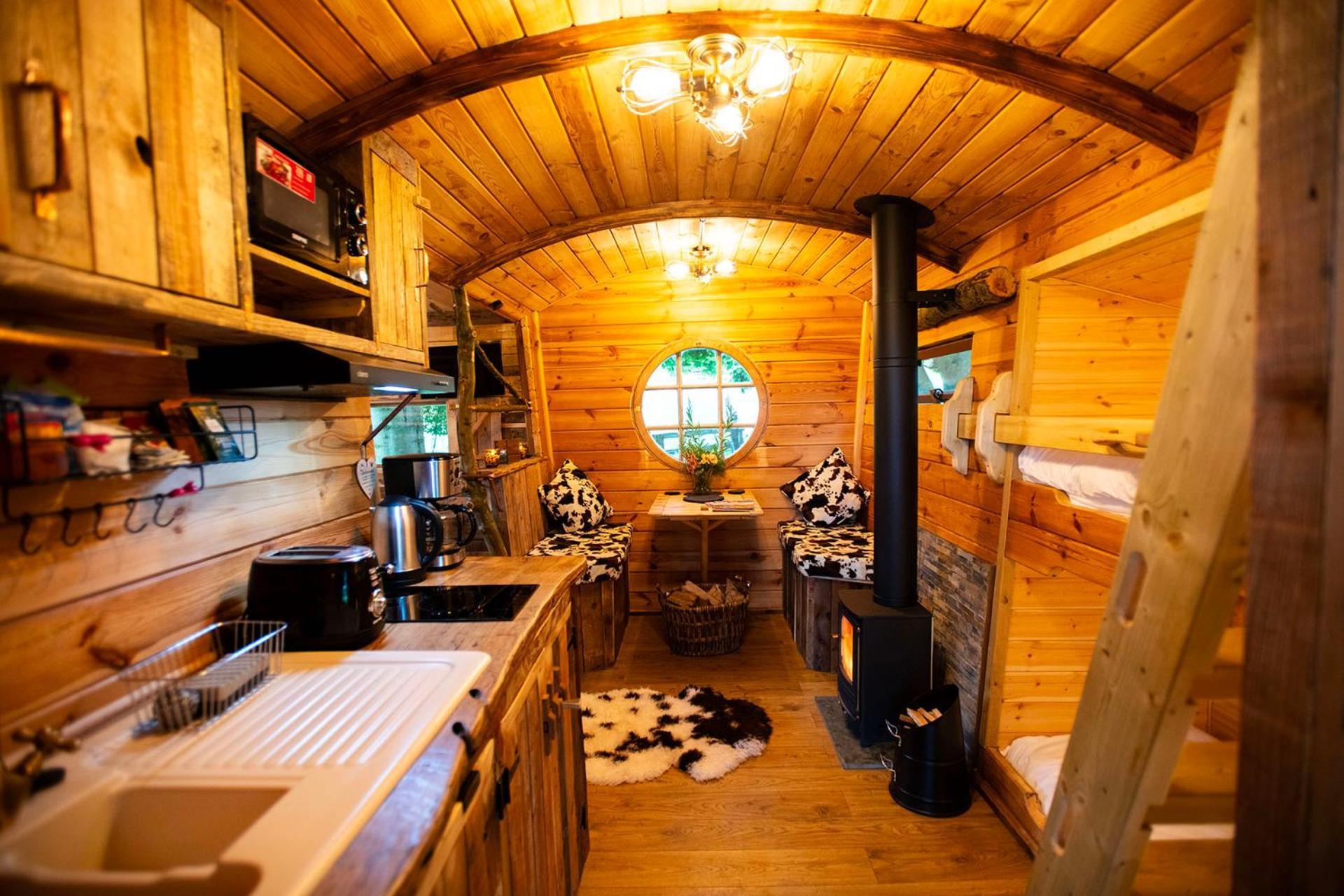 Burtree Country House, Tipi'S, Treehouse & Lodge & House Rooms With Hot Tubs In A Private Garden Thirsk Exteriér fotografie