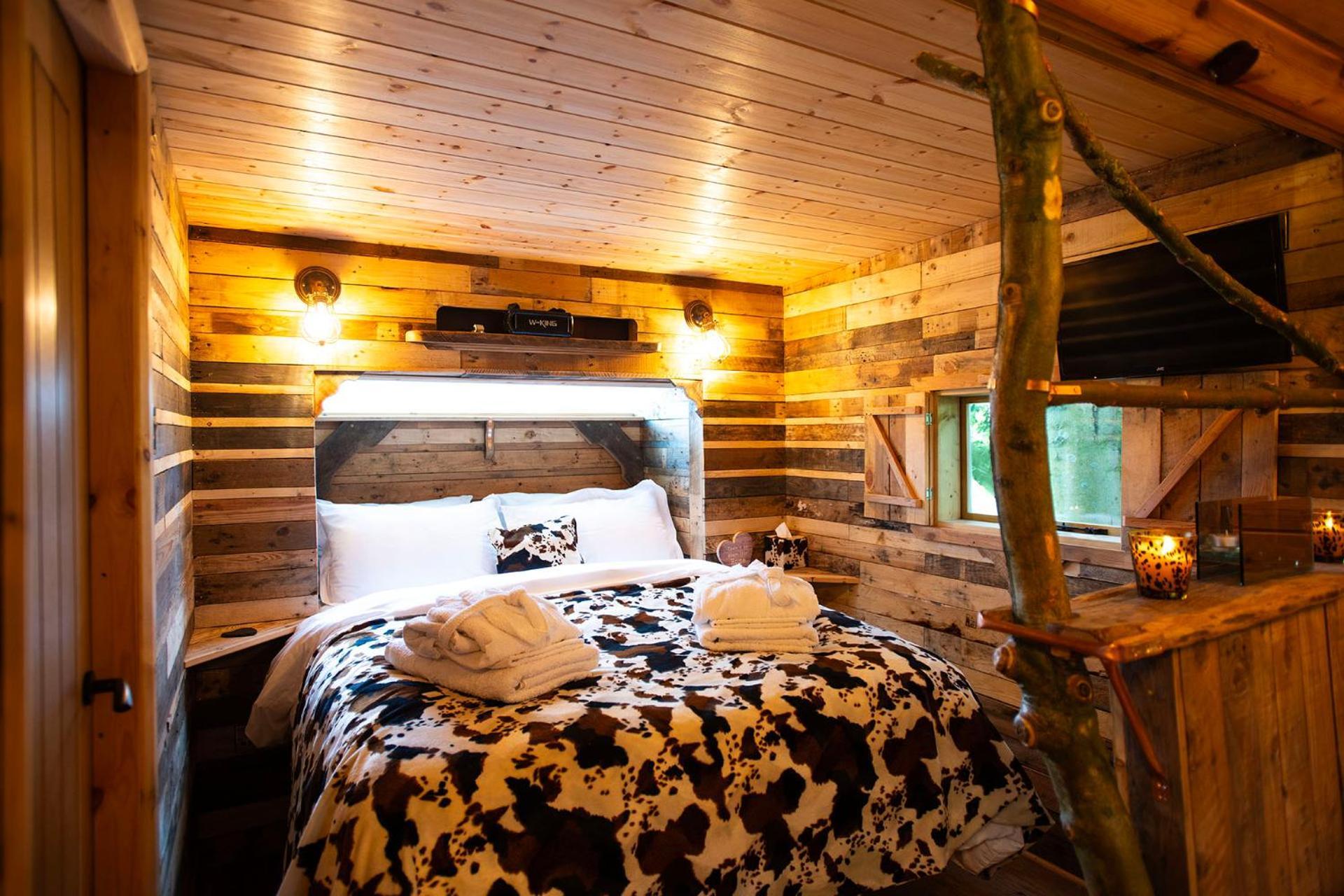 Burtree Country House, Tipi'S, Treehouse & Lodge & House Rooms With Hot Tubs In A Private Garden Thirsk Exteriér fotografie